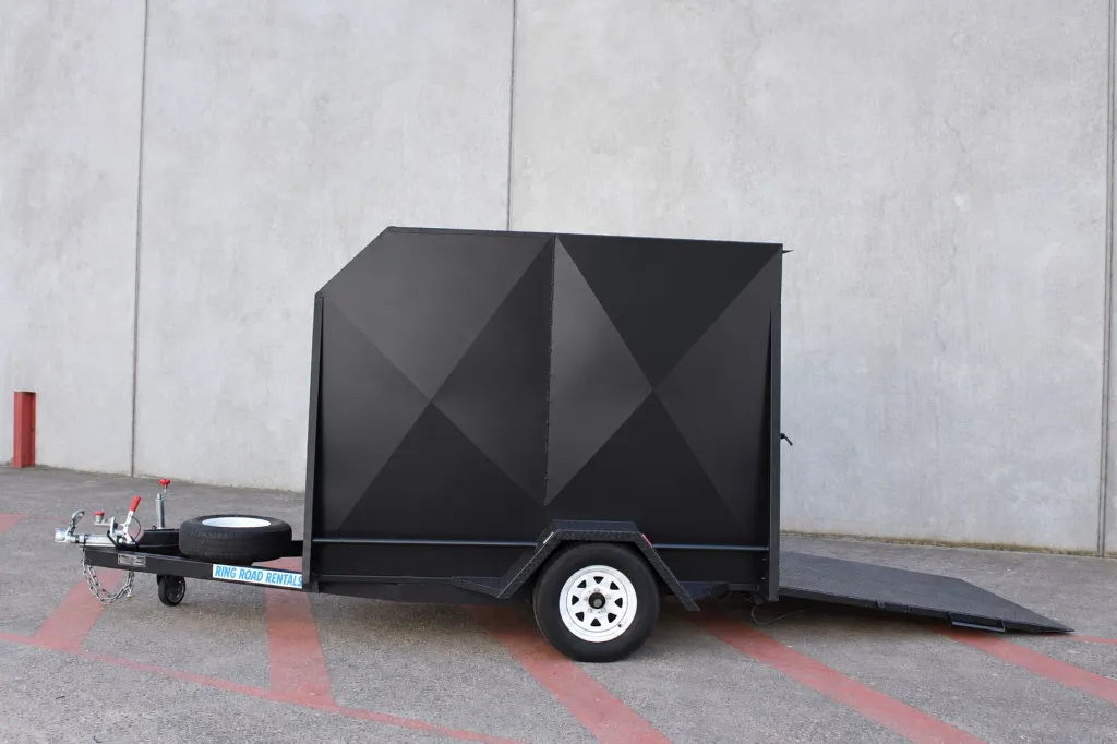 8x5 Enclosed Lowered Trailer (7).webp